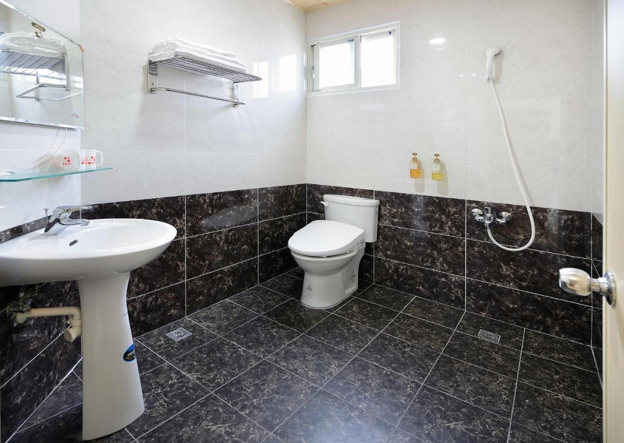 魚礁十五號民宿 Fishhome 15 無電梯 No Elevator 不接待六歲以下兒童 New Taipei City Ngoại thất bức ảnh
