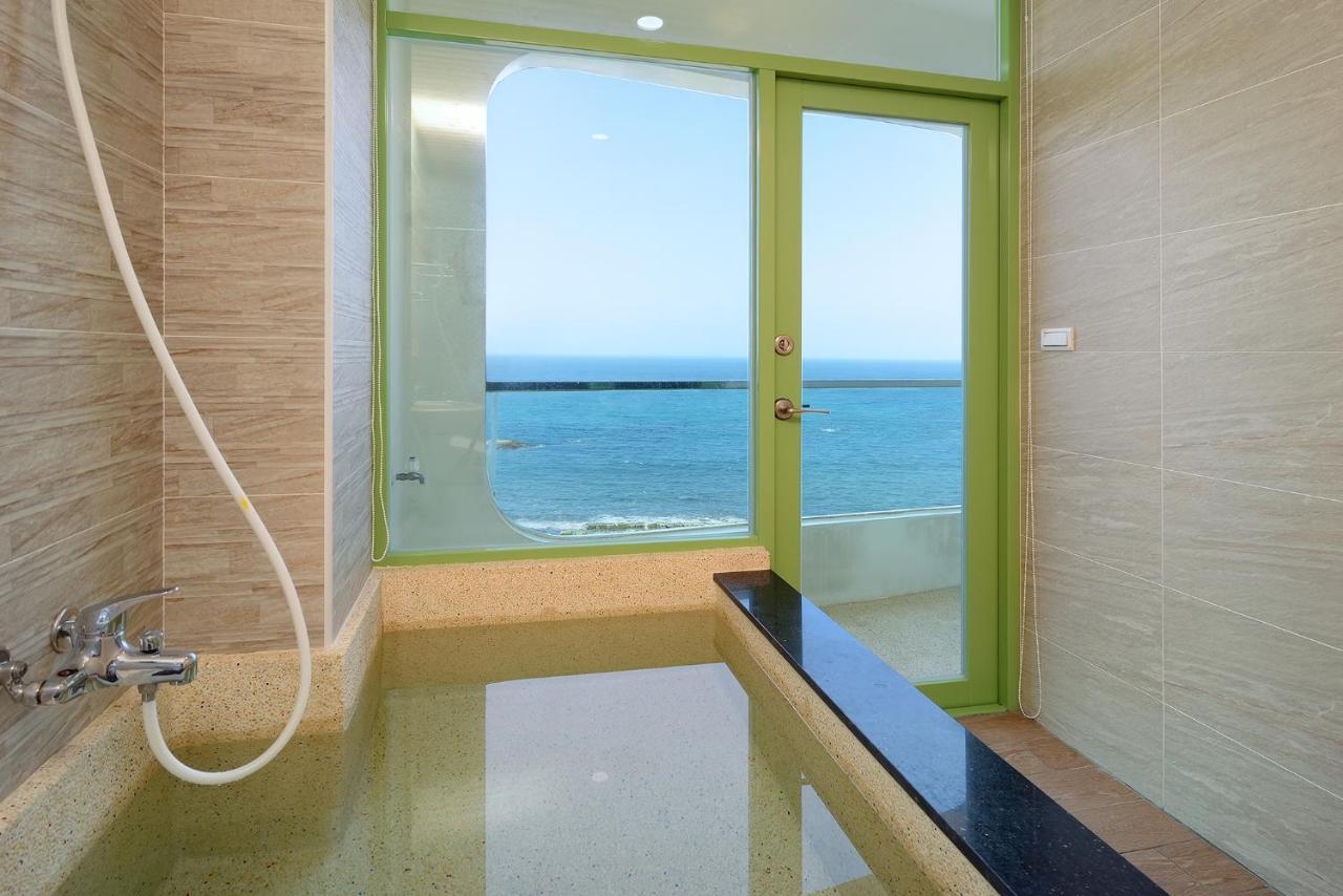 魚礁十五號民宿 Fishhome 15 無電梯 No Elevator 不接待六歲以下兒童 New Taipei City Ngoại thất bức ảnh
